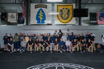 Sustaining excellence: 1st Special Forces Group (Airborne) hosts Seattle Seahawks for leadership exchange