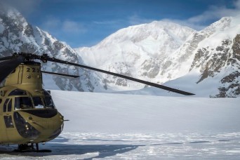 Arctic Aviation Command Soldiers Support Denali National Park Service Base Camp Establishment