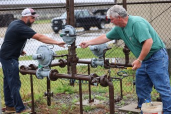 Fort Knox natural gas maintenance team wins Army Materiel Command-level safety award