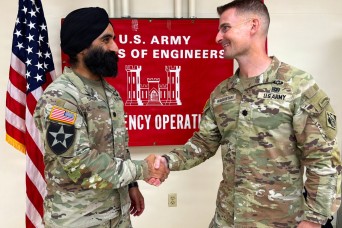 Singh assumes command of USACE Sinlaku Recovery Field Office