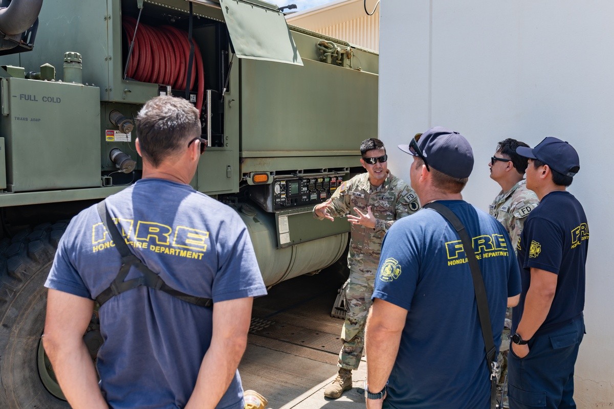 Hawaii Guard Strengthens Wildfire Response With Operation Hoʻopauahi