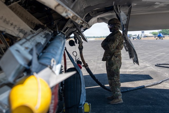 U.S. Army Demonstrates Expeditionary Support Capability for U.S. Air Force in Philippines