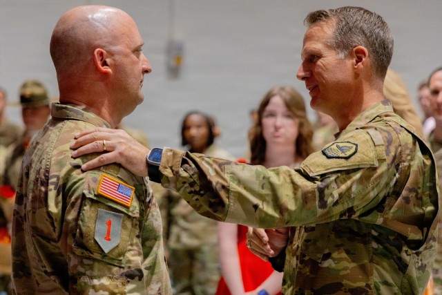 15th Signal Brigade Change of Command