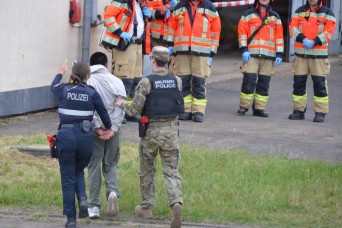 USAG Rheinland-Pfalz, German first responders train for joint emergency response