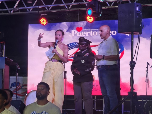 Thousands celebrate U.S. Independence Day with Army traditions in Puerto Rico