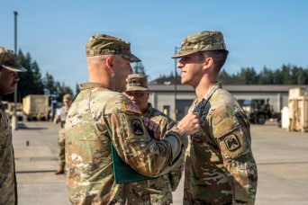 JBLM soldier assists motorist, receives award