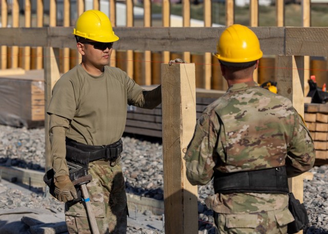 New York Army National Guard Engineers Construct Roof in Greenland
